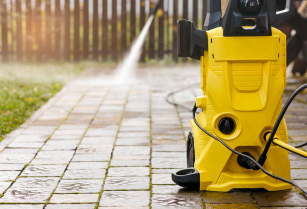 Professional Pressure Washing Services in Fredonia, WI